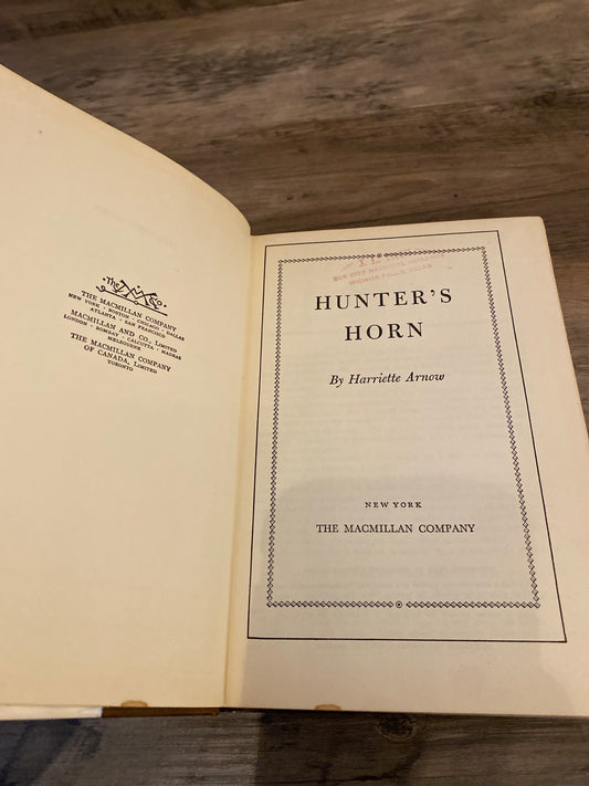 Hunter’s Horn by Harriette Arnow