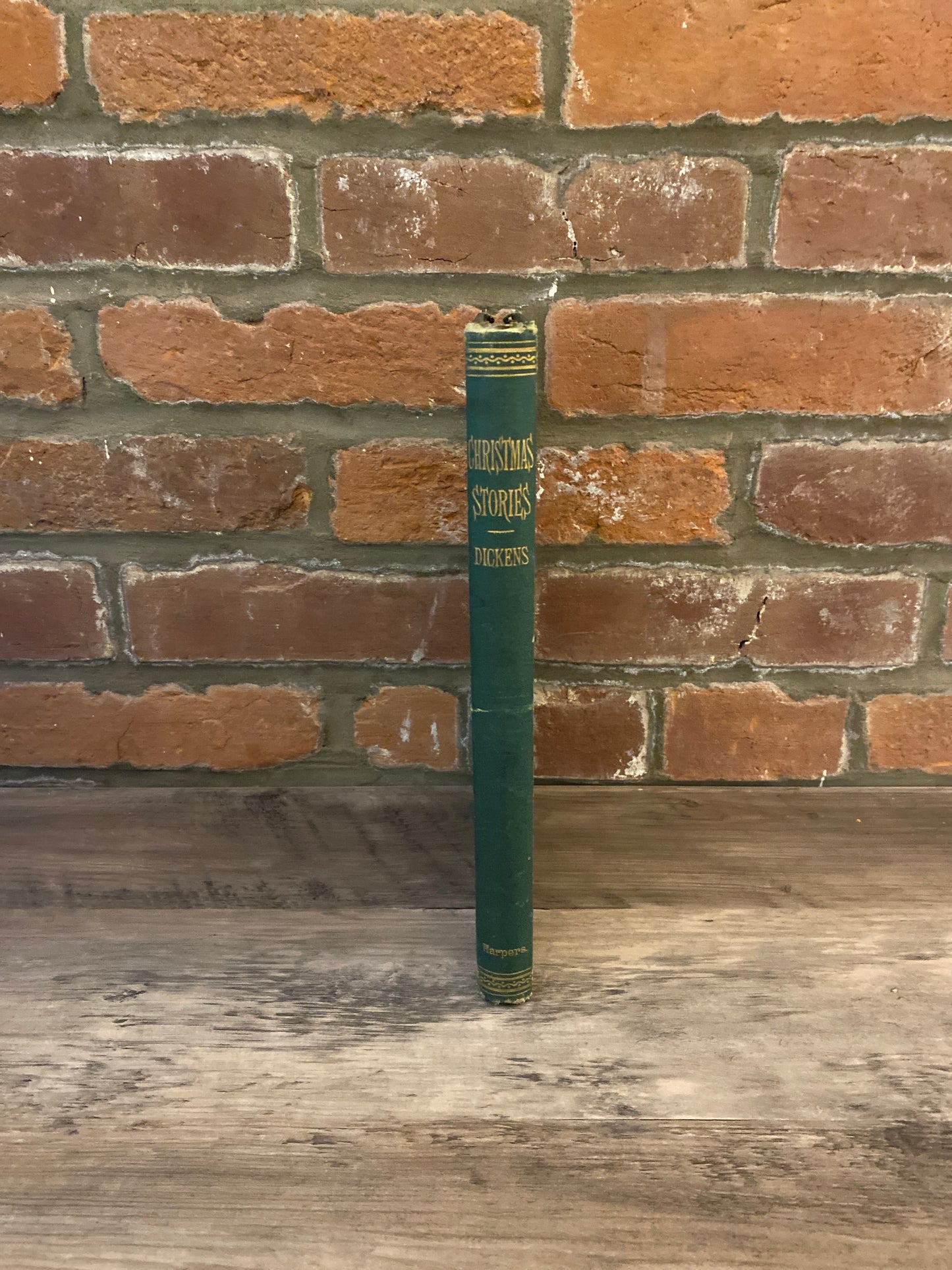 Christmas Stories by Charles Dickens