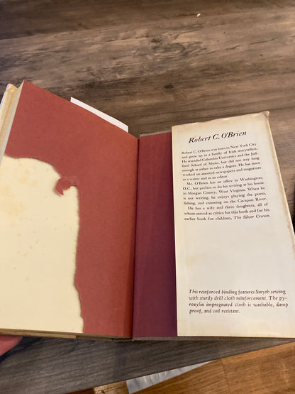 Mrs. Frisby and the Rats of Nimh by Robert C. O’Brien