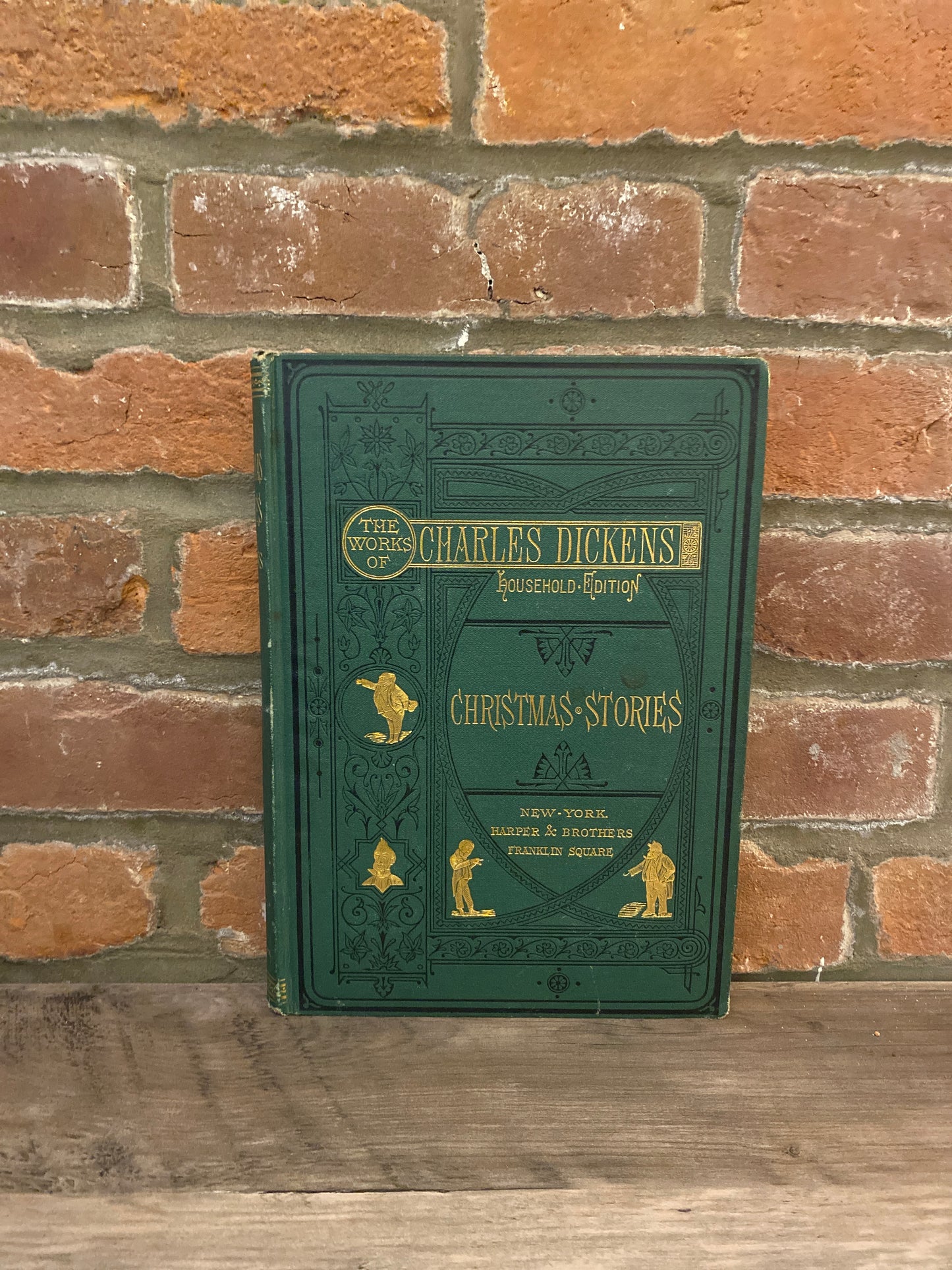 Christmas Stories by Charles Dickens