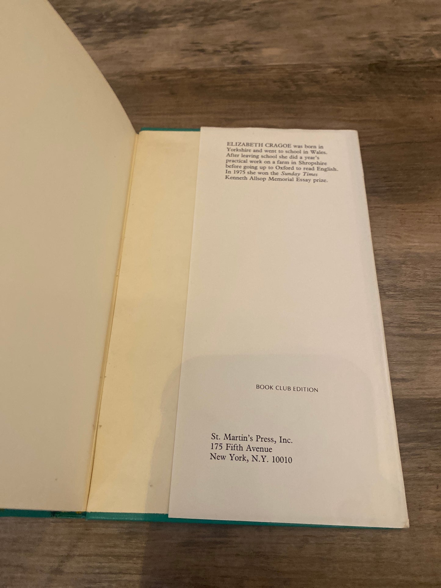 Buttercups and Daisy by Elizabeth Cragoe