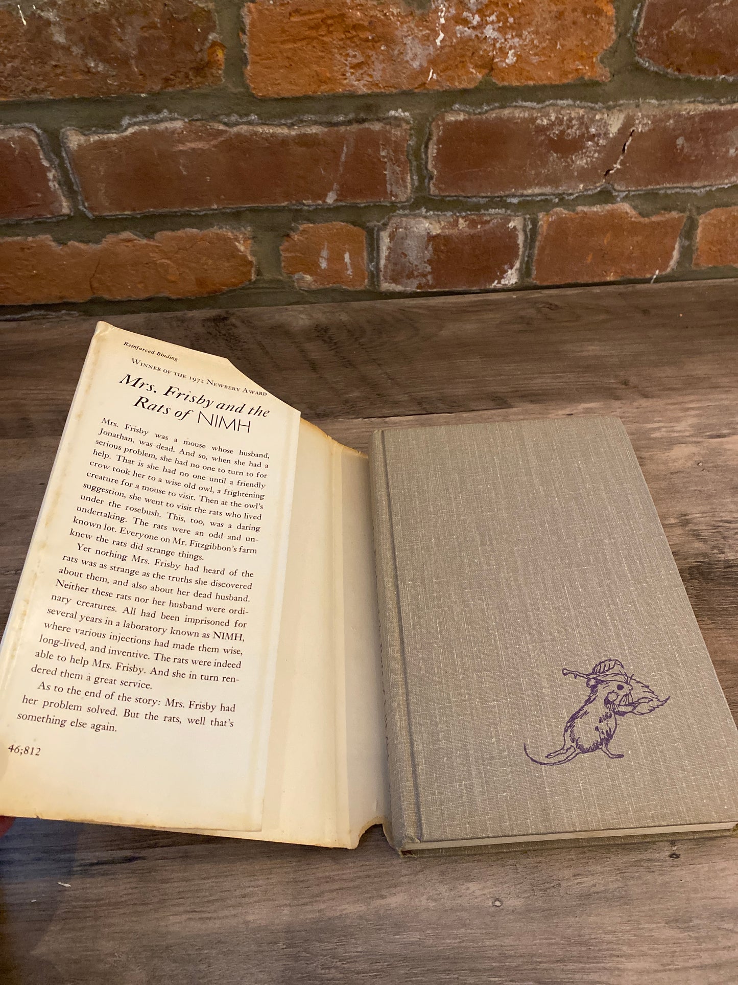 Mrs. Frisby and the Rats of Nimh by Robert C. O’Brien