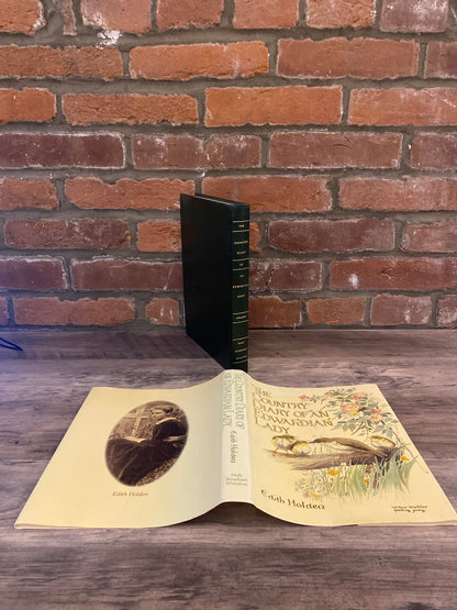 The Country Diary Of An Edwardian Lady by Edith Holden