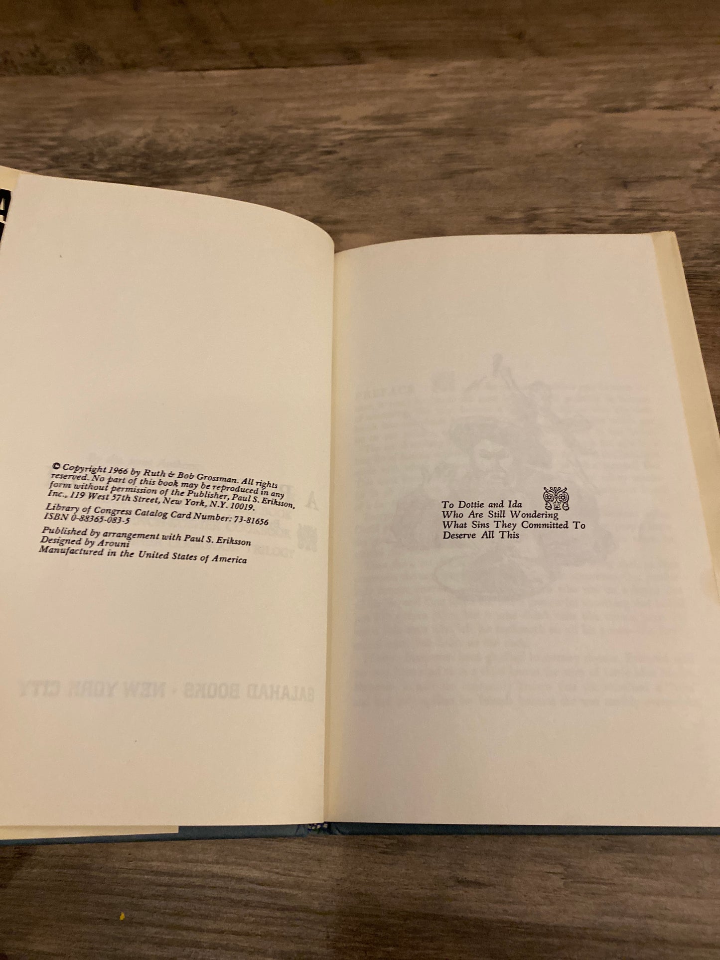 A Rage To Nosh by Ruth and Bob Grossman